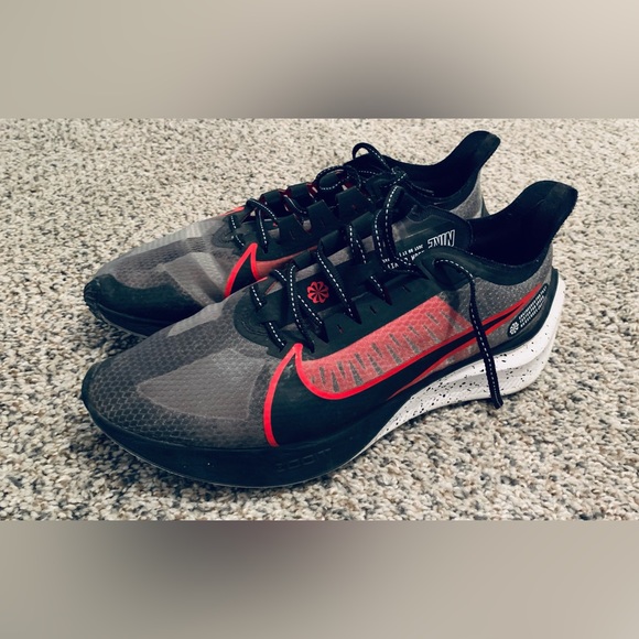 Nike - Zoom Gravity - 10.5 - Running - Picture 5 of 5